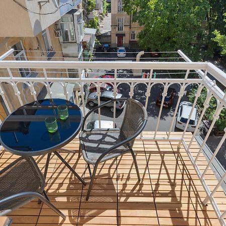 Center Sea Pearl Apartment Odesa Exterior photo